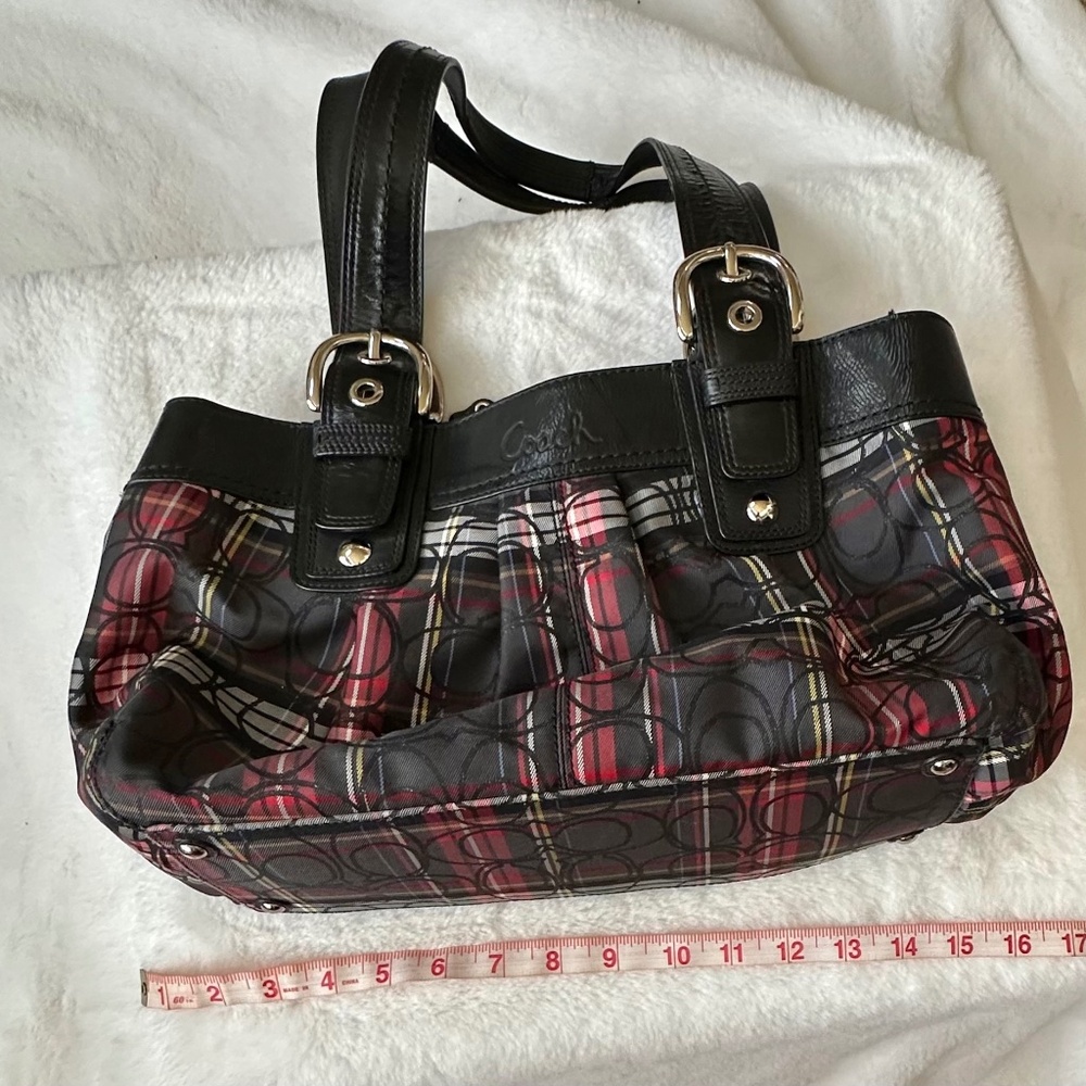 Coach Poppy multi color